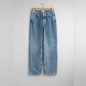 & Other Stories “Loose” Jeans in Mid Medium Blue Wash, size 28